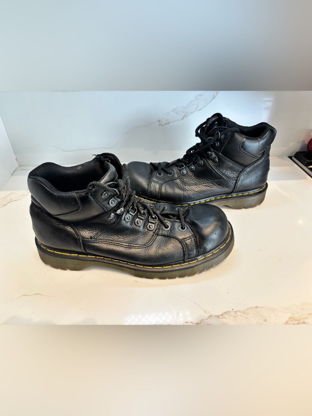 Dr Martens 10962 boots Black (men’s 13)